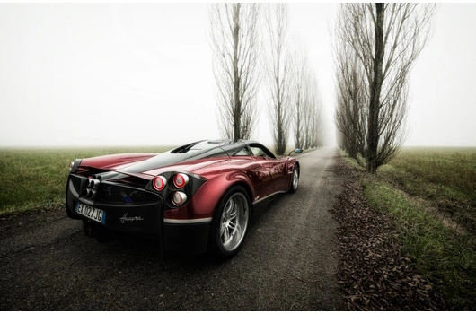 Voitures neuves HUAYRA