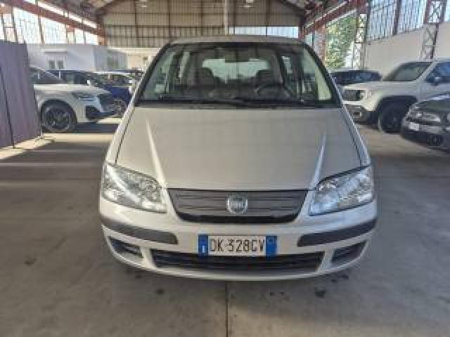 Fiat Idea 1.2 16v Blacklabel 