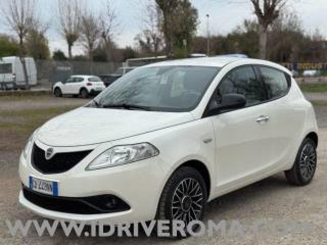 Lancia Ypsilon 1.2 69 Cv 5 Porte gold 