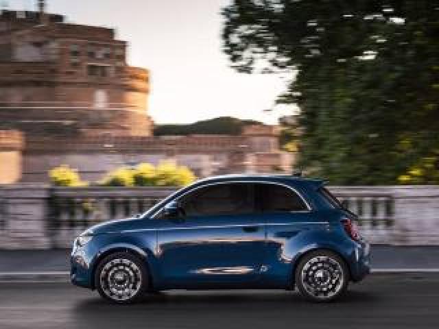 Fiat 500e Berlina 42 Kwh Icon 