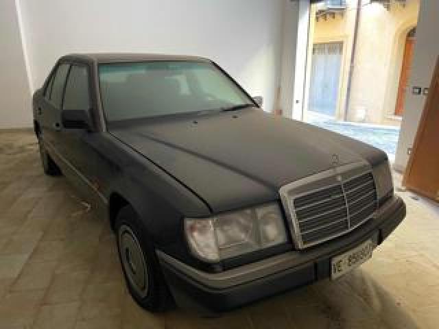 Mercedes Benz 200 200 E 