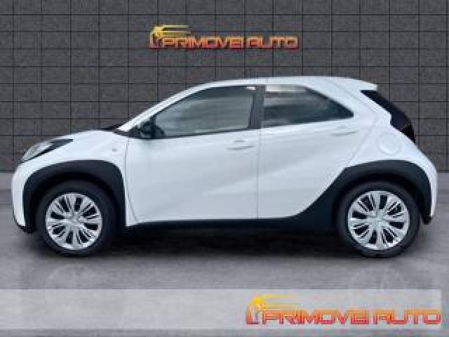 Toyota Aygo X 1.0 Vvt-I 72 Cv 5 Porte I-Play Cvt Apple 