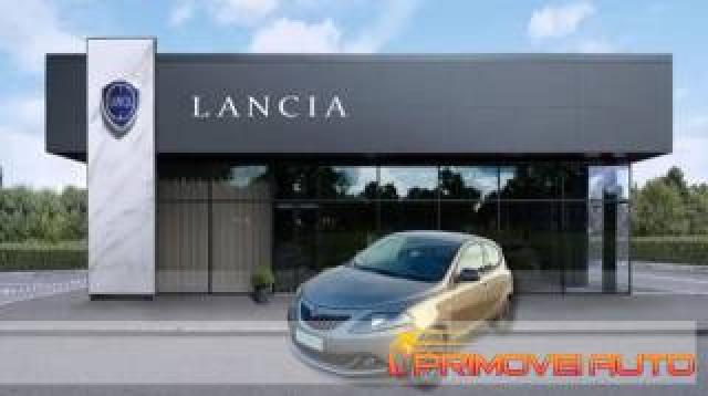 Lancia Ypsilon 1.0 Firefly 5 Porte S&s Hybrid Platino 