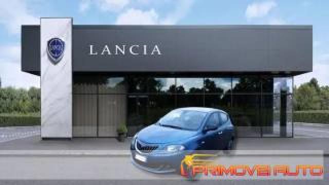 Lancia Ypsilon 1.0 Firefly 5 Porte S&s Hybrid Platino 