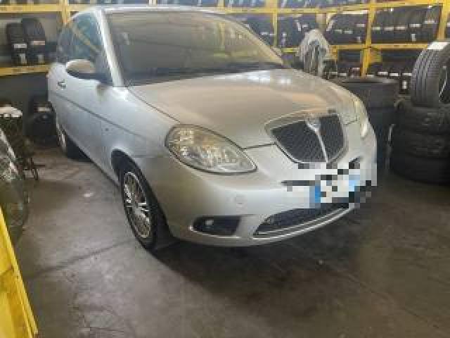 Lancia Ypsilon 1.2 Argento 