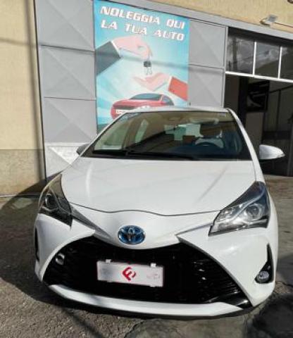 Toyota Yaris 1.5h 5 Porte Business 