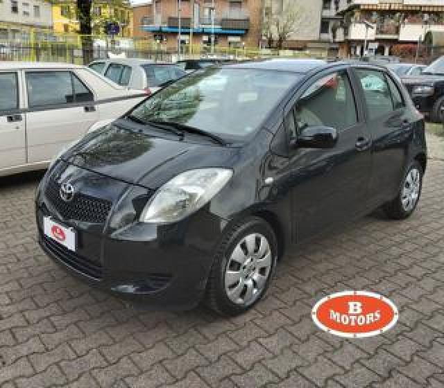 Toyota Yaris 1.3 5p Cambio Automatico 