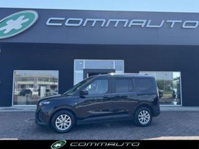 Ford Tourneo Courier 1.0 Ecoboost Titanium 