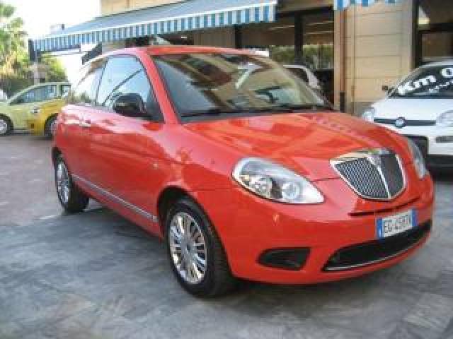 Lancia Ypsilon 1.2 69cv Diva 
