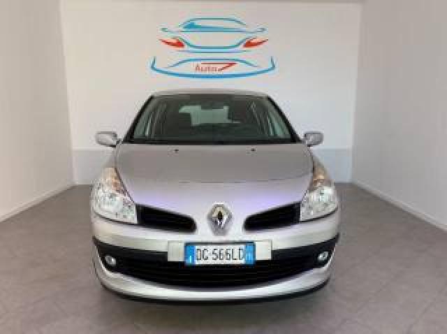 Renault Clio 1.2. 16v 5 Porte Luxe 