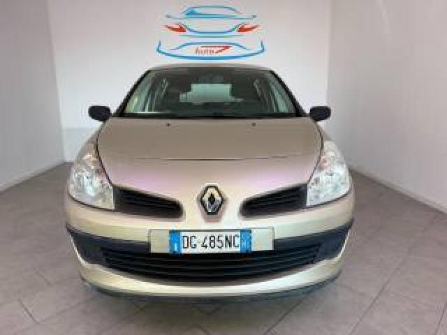 Renault Clio 1.2 16v 5 Porte Luxe 