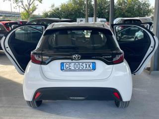 Toyota Yaris 1.5 Hybrid 5 Porte Business Automatica 