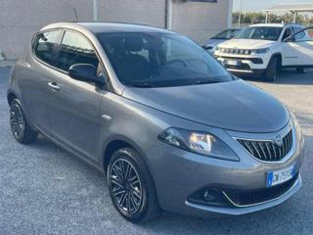 Lancia Ypsilon 1.0 Firefly 5 Porte S&s Hybrid Gold Car Play 