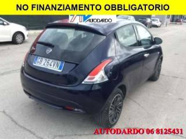 Lancia Ypsilon 1.2 69 Cv 5 Porte S&s Gold 