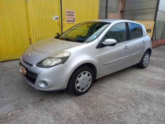 Renault Clio 1.2 16v 5 Porte Luxe  Neopatentati 