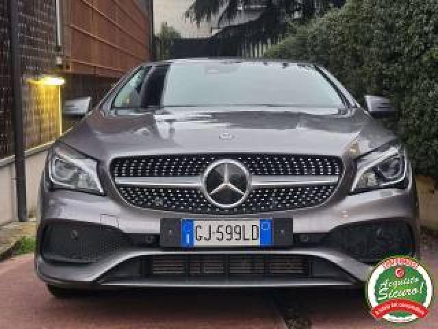 Mercedes Benz Cla 220 Cla Shooting Brake 220 Premium 4matic Auto 