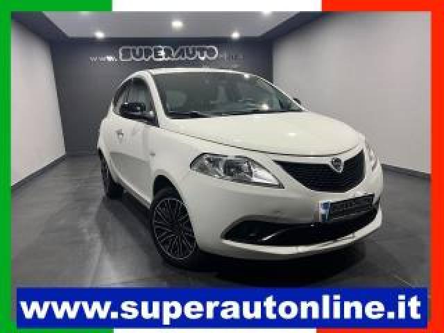 Lancia Ypsilon 1.0 Firefly 5 Porte S&s Hybrid Ecochic Gold 