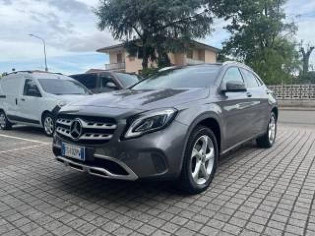 Mercedes Benz
