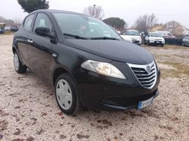 Lancia Ypsilon 0.9 Twinair 85 Cv Per Neopatentati 