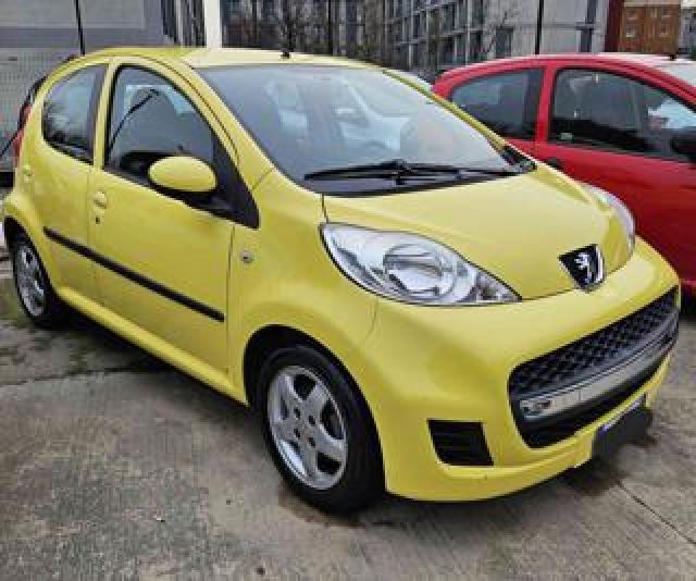 Peugeot 107 1.0 68cv 5p. Urban Move Neopatentati Oook 