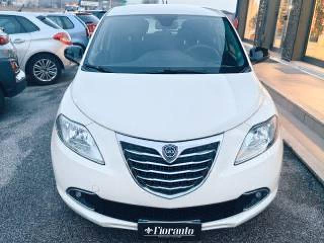 Lancia Ypsilon 1.2 69 Cv 5 Porte Gold 