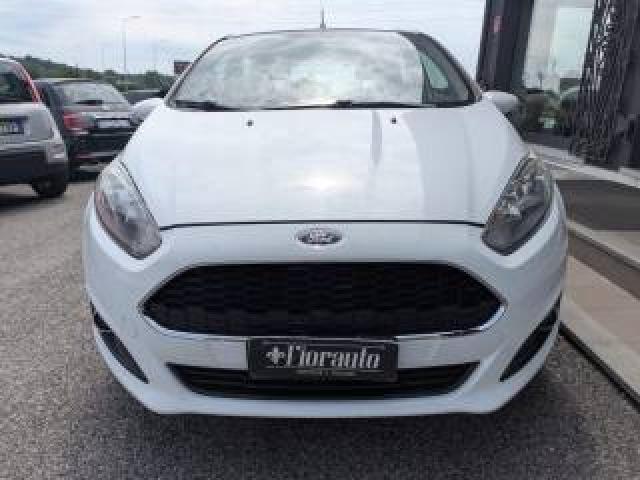 Ford Fiesta 1.4 5p. Bz.- Gpl Titanium 