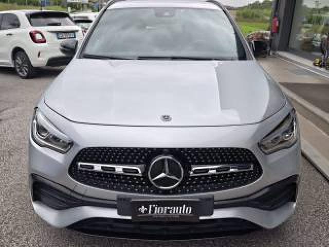 Mercedes Benz Gla 200 D Automatic Premium 