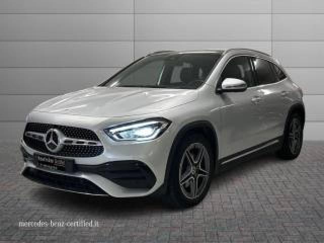 Mercedes Benz Gla 200 D Automatic Premium 