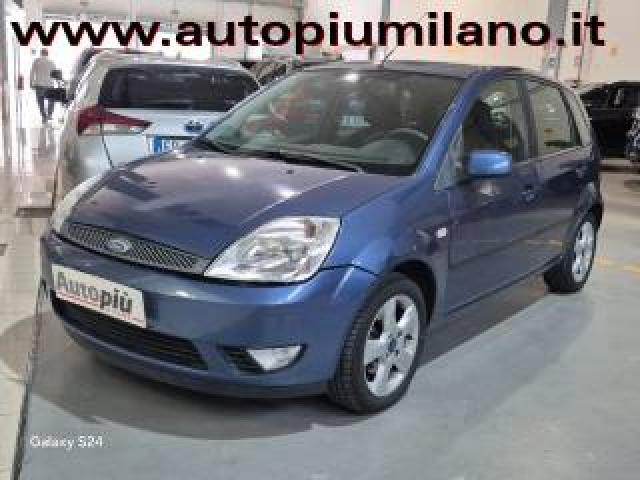 Ford Fiesta 1.2 16v 5p. Ghia 