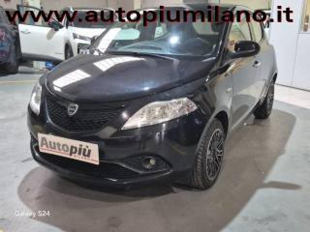 Lancia Ypsilon 1.0 Firefly 5 Porte S&s Hybrid Ecochic Gold 