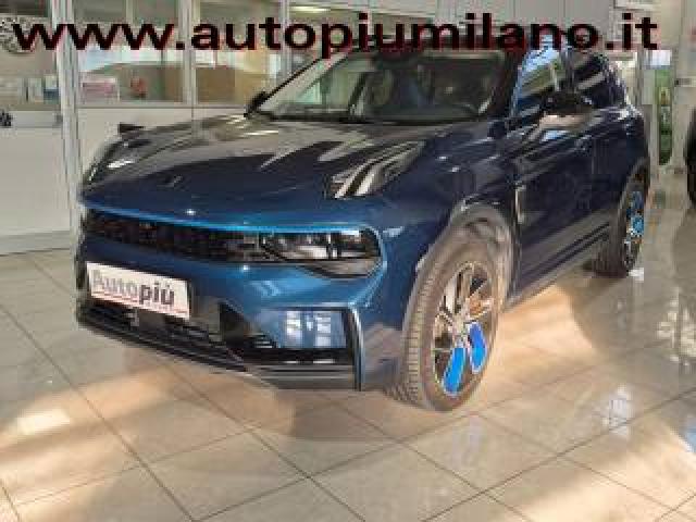 Lynk & Co 01 Phev 