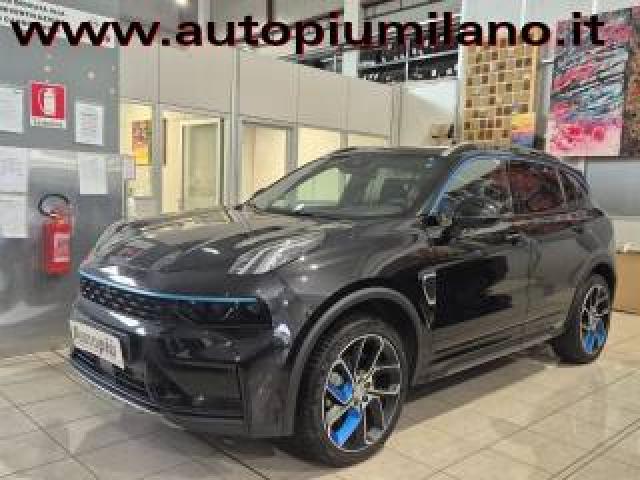 Lynk & Co 01 Phev 