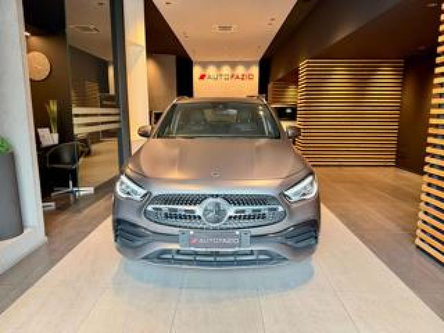 Mercedes Benz Gla 200 D Automatic Premium Amg Line 