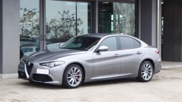 Alfa Romeo Giulia 2.2 Turbodiesel 210 Cv At8 Awd Q4 Veloce 