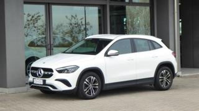 Mercedes Benz Gla 180 D Automatic Progressive Advanced 