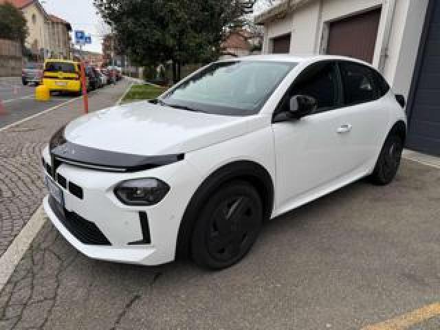 Lancia Ypsilon Hybrid E-Dct 