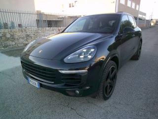 Porsche Cayenne 3.0 Diesel Platinum Edition 