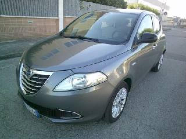 Lancia Ypsilon 1.3 Mjt 16v 95 Cv 5 Porte S&s Gold 