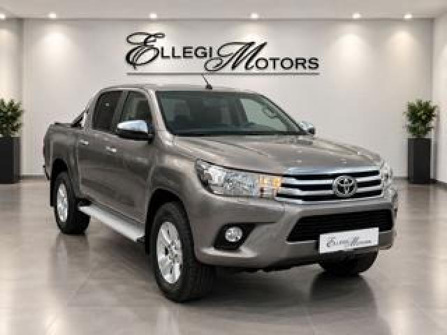 Toyota Hilux 2.4 D-4d A/t 4wd 4 Porte Double Executive 