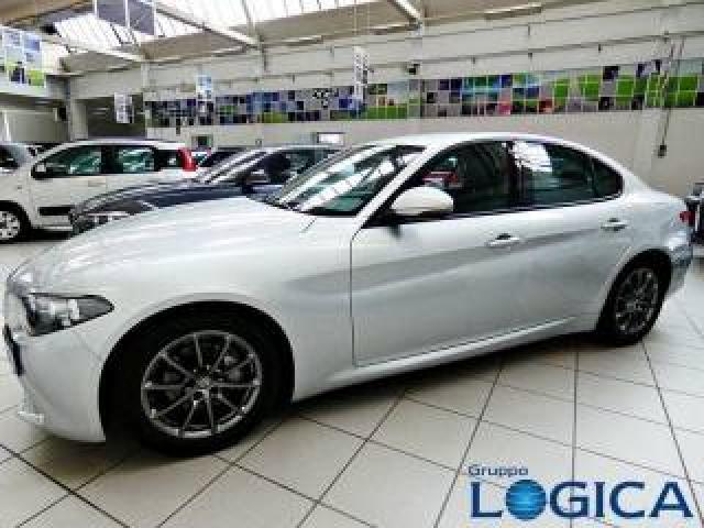 Alfa Romeo Giulia 2.2 Turbodiesel 150 Cv Business 