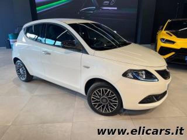 Lancia Ypsilon 1.0 Firefly 5 Porte S&s Hybrid Platino 