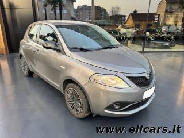 Lancia Ypsilon 1.0 Firefly 5 Porte S&s Hybrid Ecochic Gold 