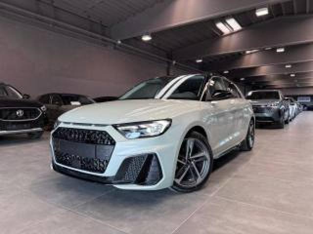 Audi A1 Spb 30 Tfsi Identity Black 