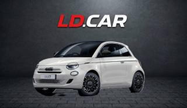 Fiat 500 Berlina Hybrid La Prima 