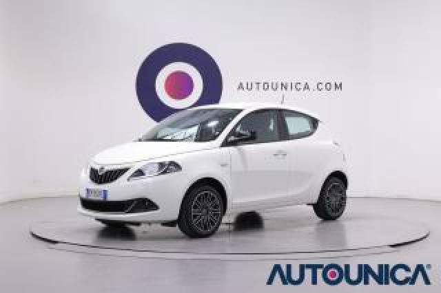 Lancia Ypsilon 1.0 Firefly 5 Porte S&s Hybrid Silver Plus 