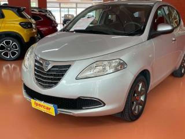 Lancia Ypsilon 1.2 69 Cv 5 Porte Gold 