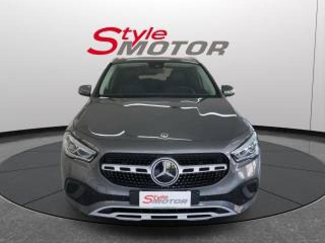 Mercedes Benz