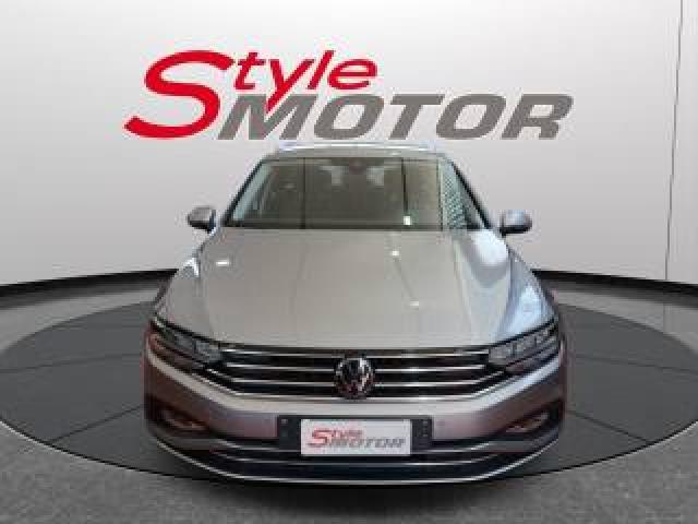 Volkswagen Passat Variant 2.0 Tdi Scr Evo Dsg Business 