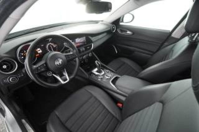Alfa Romeo Giulia Giulia 2.2 Turbodiesel 190 Cv At8 Executive 