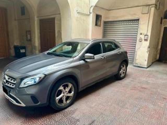 Mercedes Benz Gla 200 D Automatic 4matic Sport 
